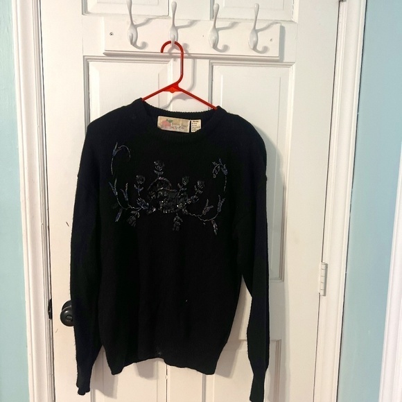 Amazing Beaded Vintage Sweater - Picture 3 of 11